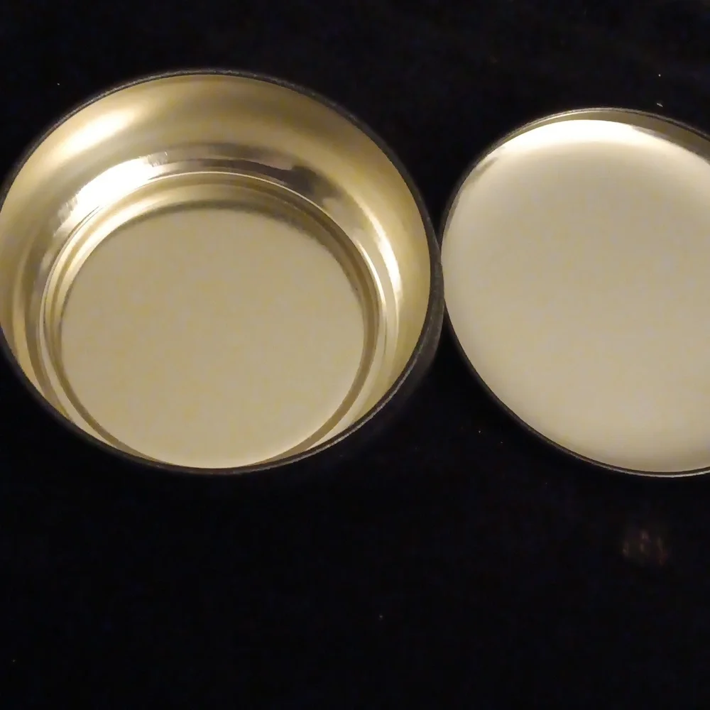 Vintage Victor His Master's Voice RCA round 5-inch tin canister - Picture 4 of 5